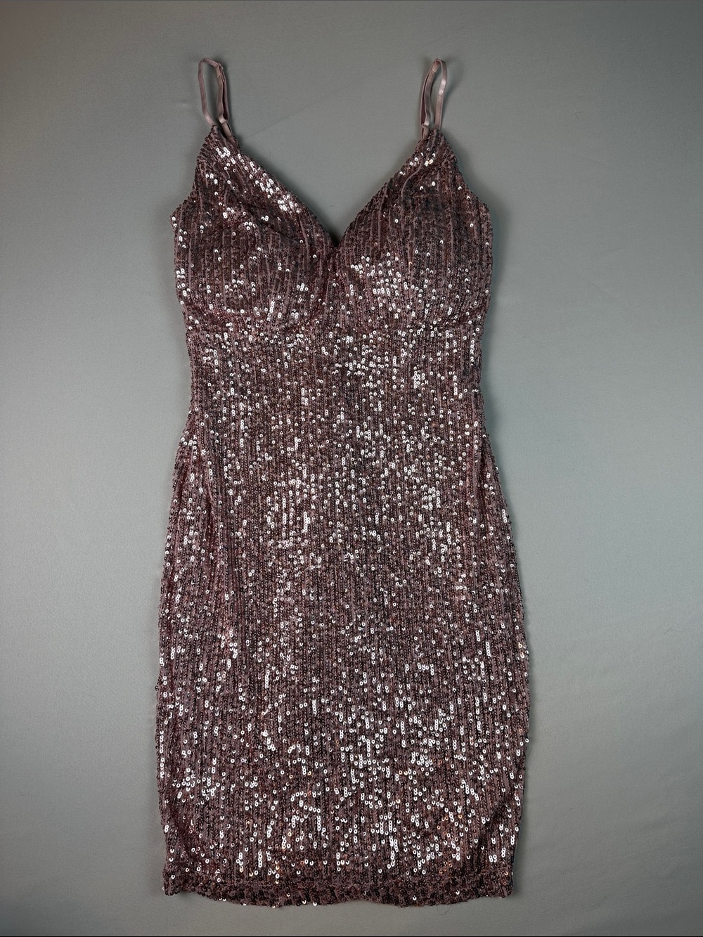 Emerald Sundae Women’s Cocktail Dress size Small Rose Sequin Mini Padded